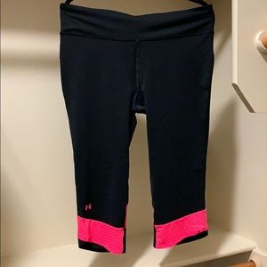💵 SALE!! Under Armour capris
